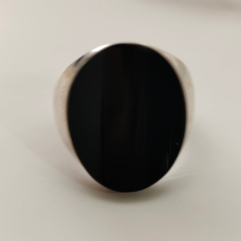 خاتم ملكي أسود – فضة عيار 925 _ SR-MB-36