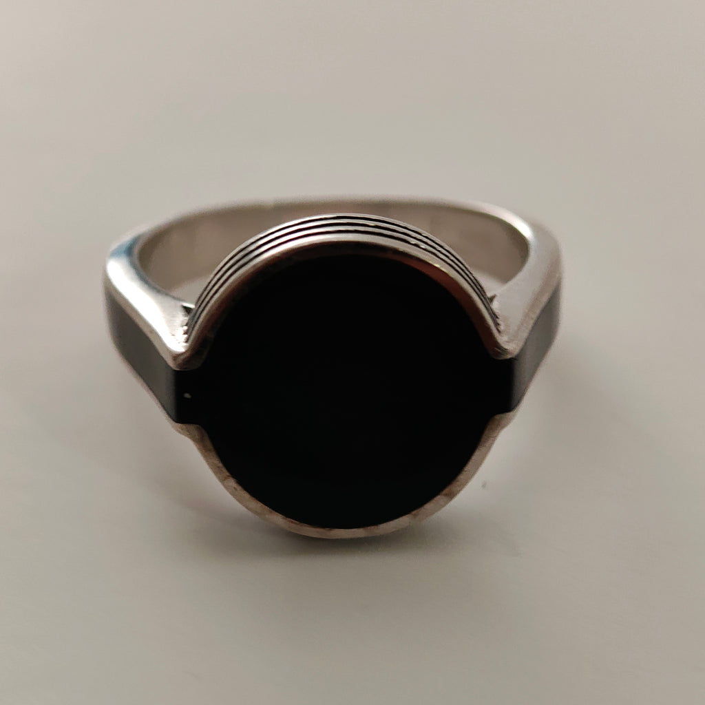 خاتم ملكي أسود – فضة عيار 925 _ SR-MB-42