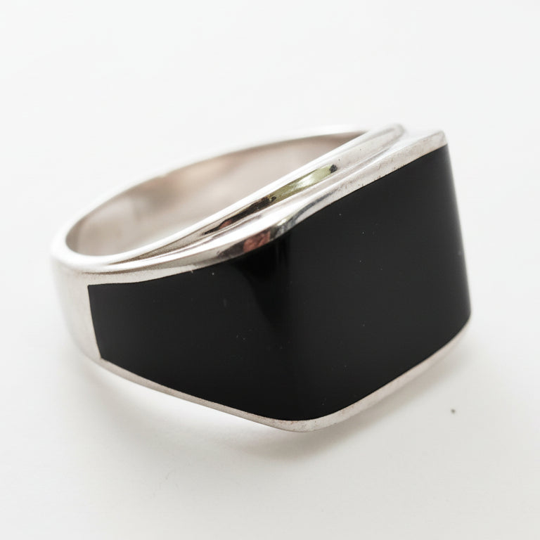 خاتم فضة رجالي أسود
